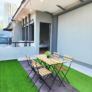 Gurney Coast By Sky Hive George Town